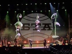 Хиляди пяха и танцуваха с „Молец“, снимка – Даниел Димитров/БТА