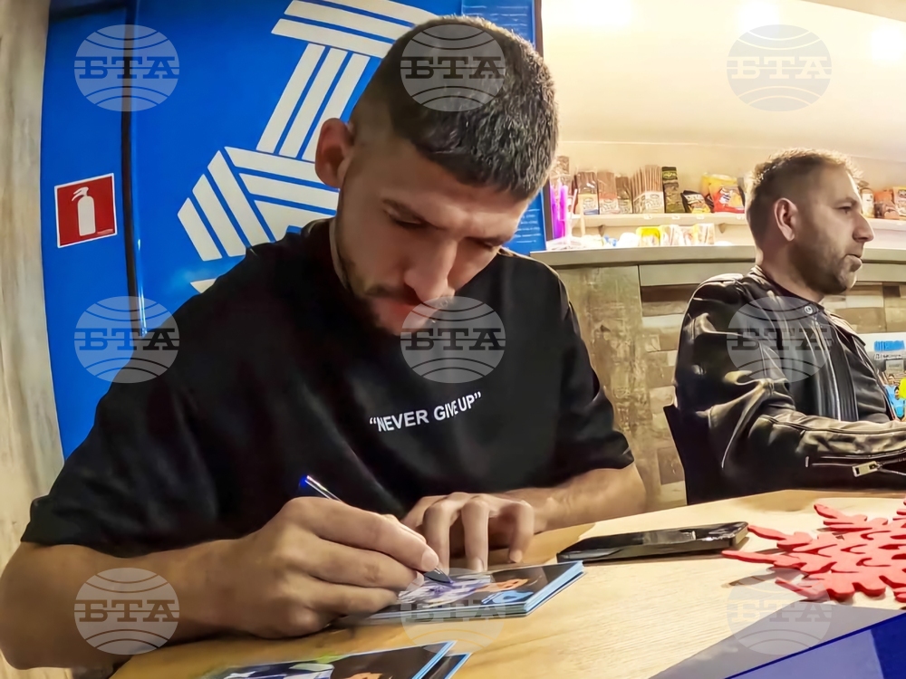 Камен Хаджиев и Георги Чиликов заявиха пред феновете, че Дунав ще се бори за възможно най-много точки до зимната пауза