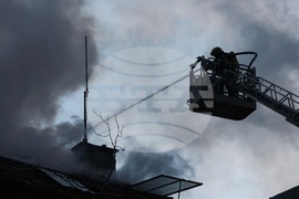 Пожар - къща - бул. "Евлоги и Христо Георгиеви"