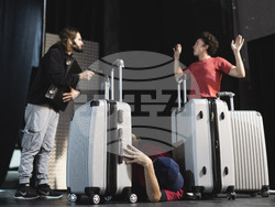 „Комедия от грешки“ на театър „София“, снимка – театър „София“