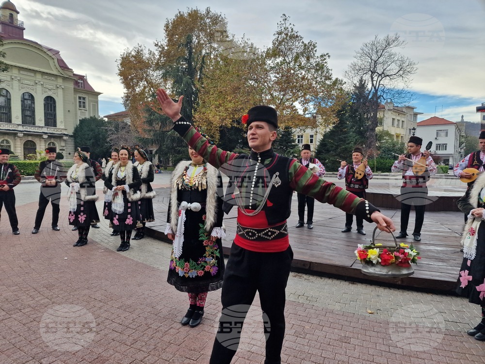 Пловдив - „Дефиле на младото вино 2024“