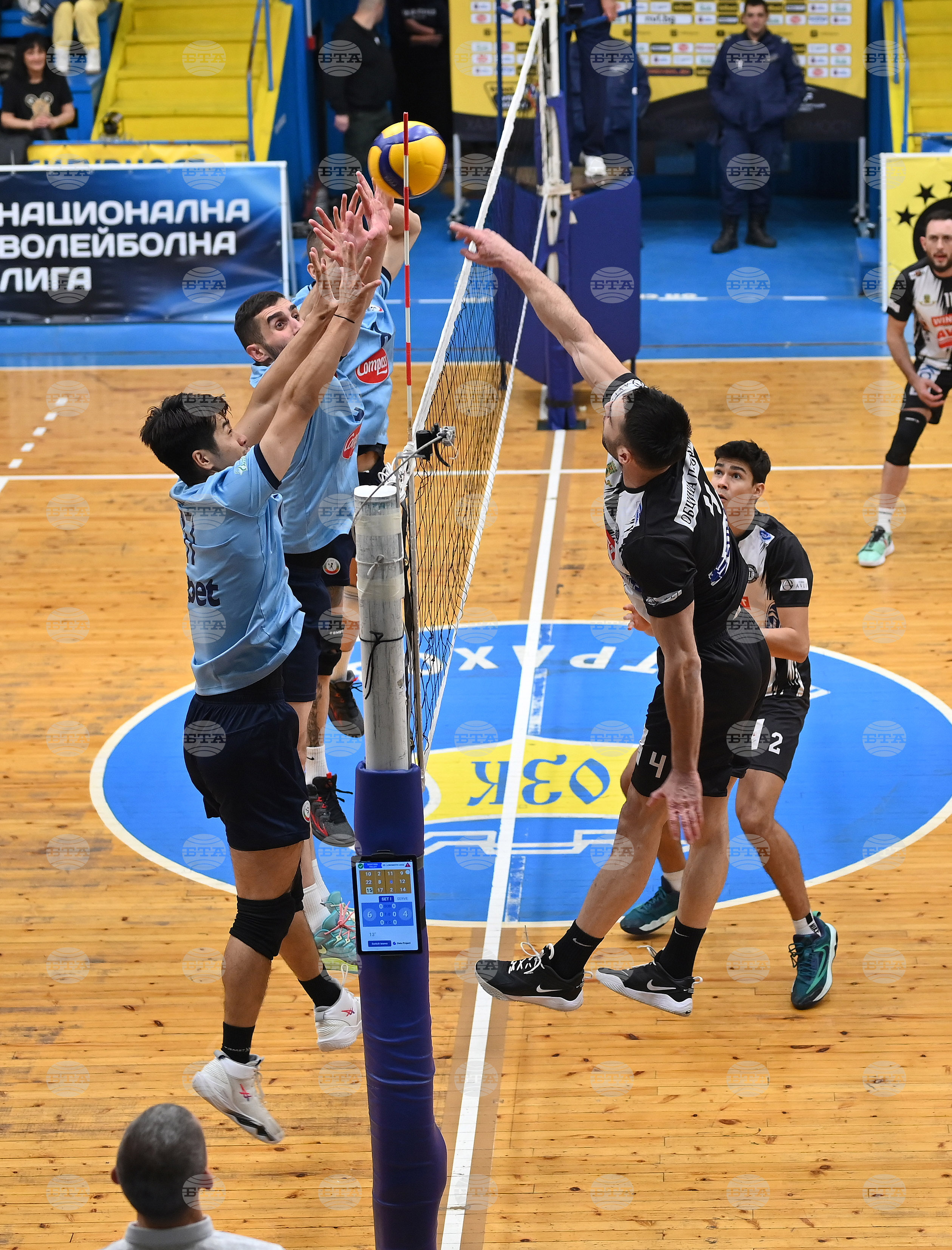 Волейбол - "Монтана" - "Локомотив Авиа"