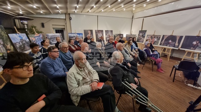 Photo Exhibition, Documentary on Bosilegrad Presented at Bulgarian Cultural and Information Center in Skopje