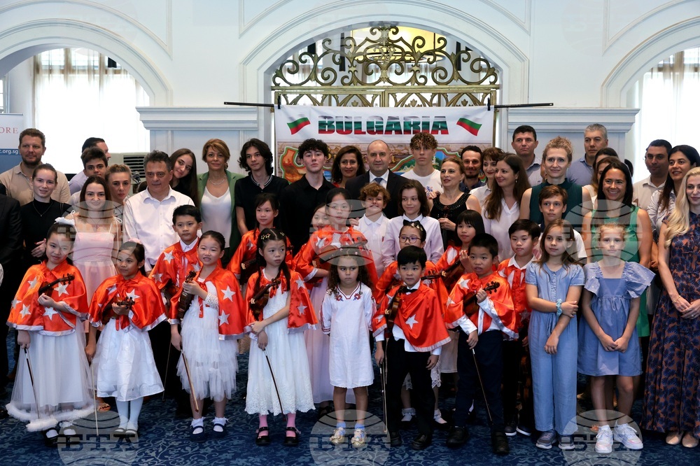 Сингапур - Румен Радев - среща с българската общност в Сингапур