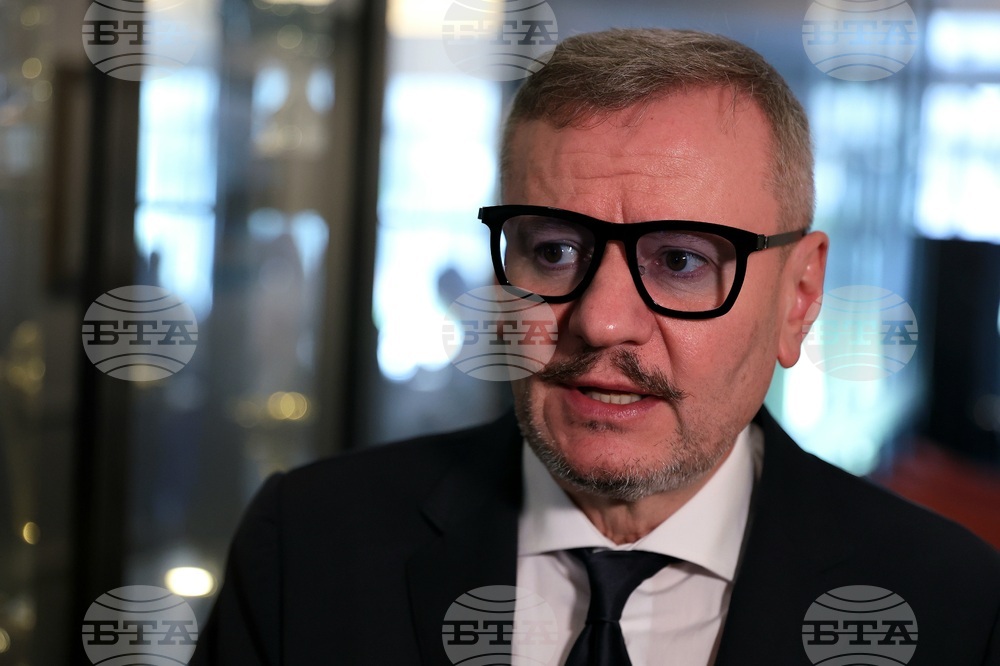 Над 3 милиона чужденци се очакват в България тази зима, заяви служебният министър на туризма