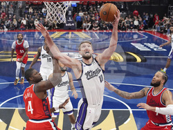 Kings Clippers Basketball