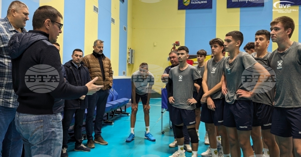 Националният волейболен селекционер Джанлоренцо Бленджини бе гост на Хебър в Пазарджик