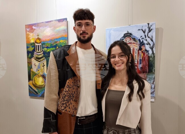 Варна - изложба - „Два вкуса” - Лилия Кунева и Крис Николов