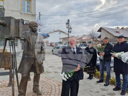 Самоков - Анастас Карастоянов - паметник - поклонение