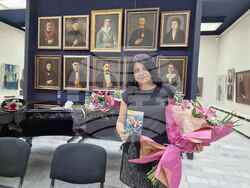 Това е трета книга за авторката.