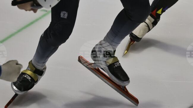 Щафетата на България за мъже завърши на трето място в първа четвъртфинална серия на Световната купа по шорттрек в Нидерландия