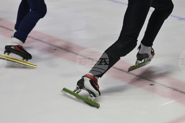 Катрин Маноилова завърши четвърта в шеста серия от репешажите на 1000 метра при жените на Световната купа по шорттрек в Монреал