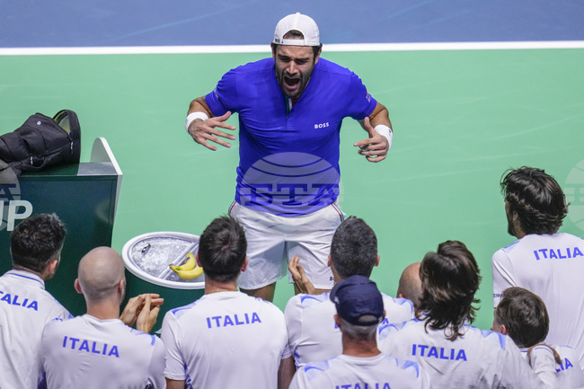 Шампионът Италия се класира за финала на Купа "Дейвис"