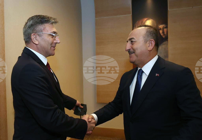 Турция - Мустафа Карадайъ - Мевлют Чавушоглу - среща