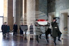 Турция - Илияна Йотова - мавзолей на Мустафа Кемал Ататюрк