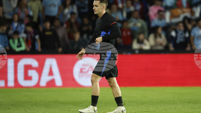 Атлетико Мадрид може да привлече халфа на Барселона Касадо