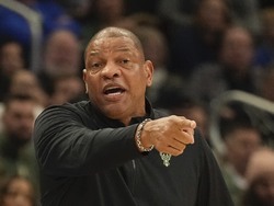 Hornets Bucks Basketball