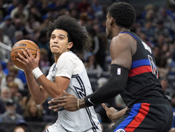 Piston Magic Basketball