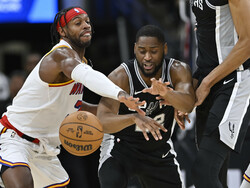 Warriors Spurs Basketball