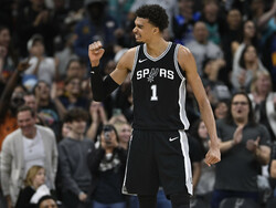 Warriors Spurs Basketball
