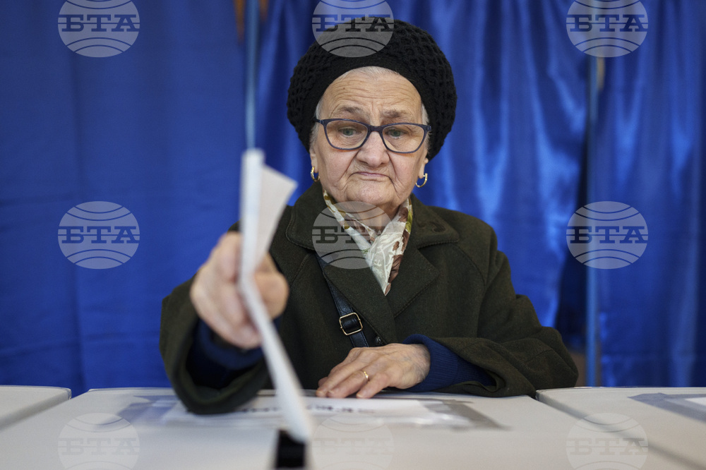 Над 150 000 румънски избиратели в чужбина са гласували на втория кръг на президентските избори до 19 часа днес