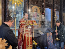 Хасково - храм "Св. св. Архангели Михаил и Гавраил" - литургия