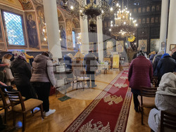 Хасково - храм "Св. св. Архангели Михаил и Гавраил" - литургия