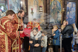 Хасково - храм "Св. св. Архангели Михаил и Гавраил" - литургия