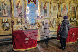 Разград -  църква „Св. Николай Чудотворец“ - литургия