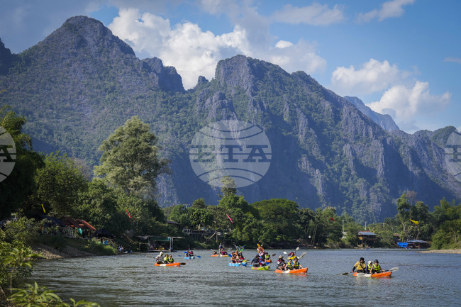 Черногорските въоръжени сили спасиха бившия хърватски скиор алпиец Ивица Костелич, след като изчезна в морето, докато караше каяк