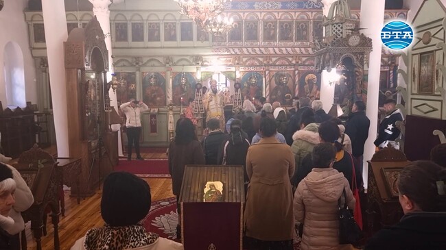 Материалните блага са необходимост, за да преживеем, а не за спасение, каза в проповедта си Велбъждският епископ Исаак