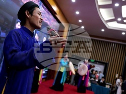 Виетнам - Румен Радев - Асоциация за приятелство „Виетнам-България“