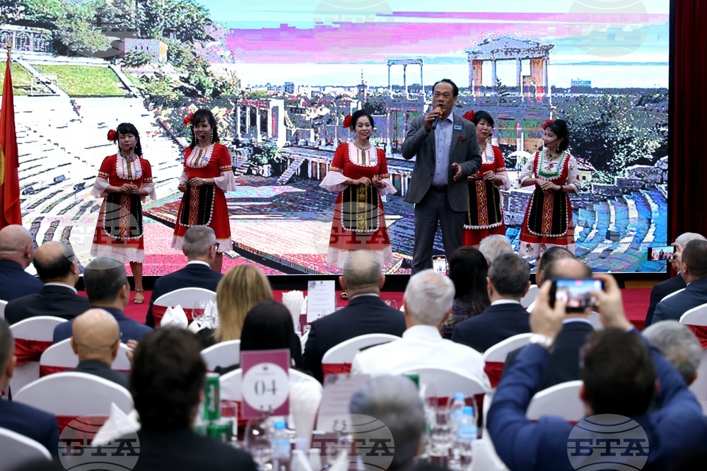 Виетнам - Румен Радев - Асоциация за приятелство „Виетнам-България“