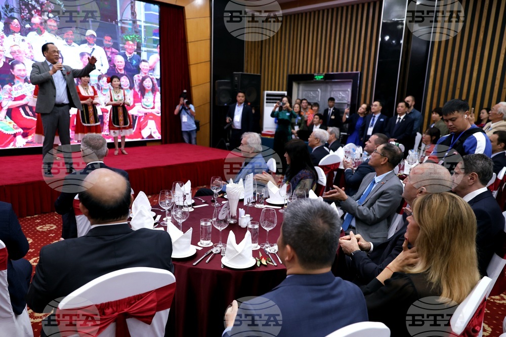 Виетнам - Румен Радев - Асоциация за приятелство „Виетнам-България“