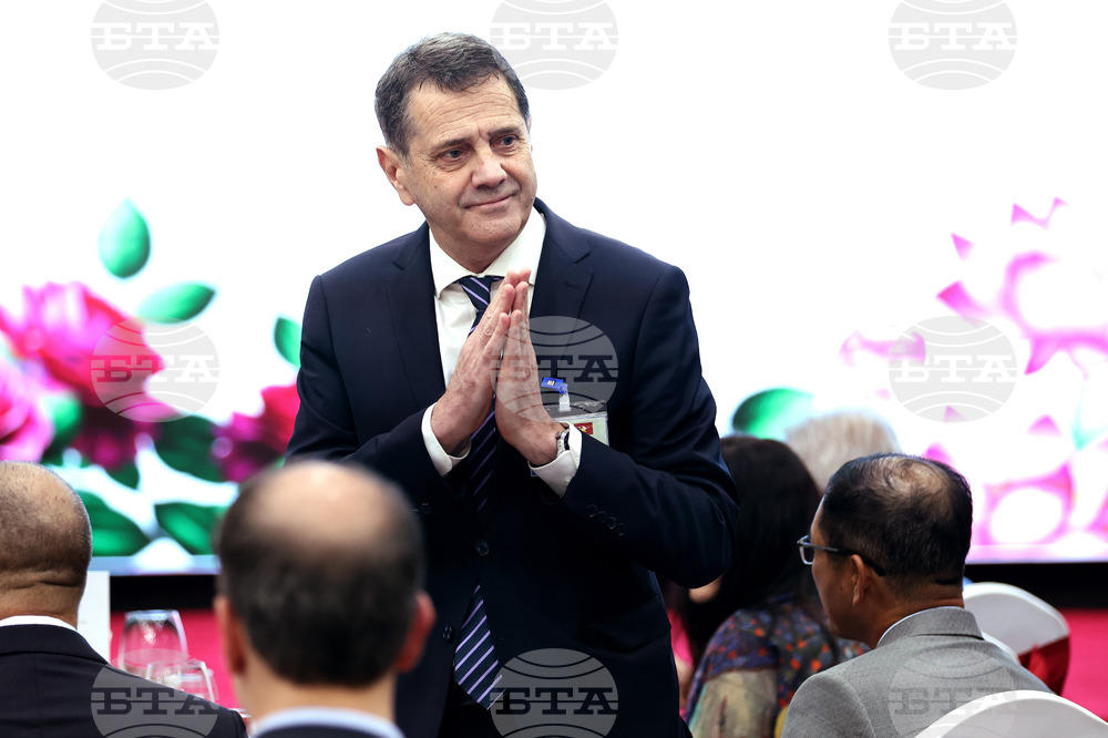 Виетнам - Румен Радев - Асоциация за приятелство „Виетнам-България“