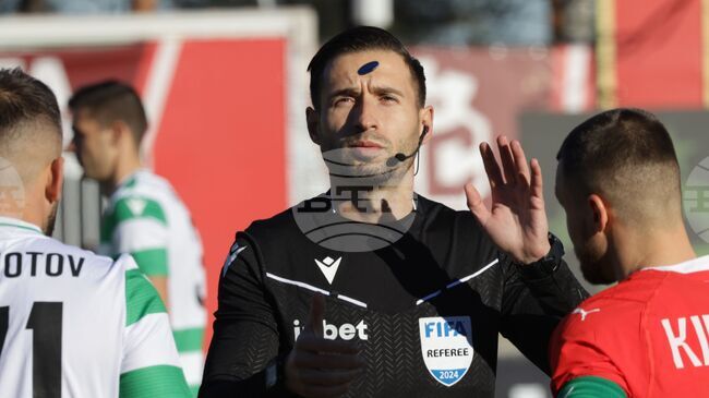 Радослав Гидженов е футболен съдия номер 1 за 2025 година 