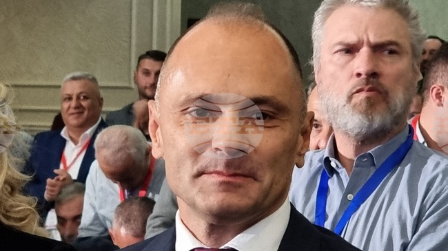 Председателят на СДСМ обяви, че няма да подава оставка