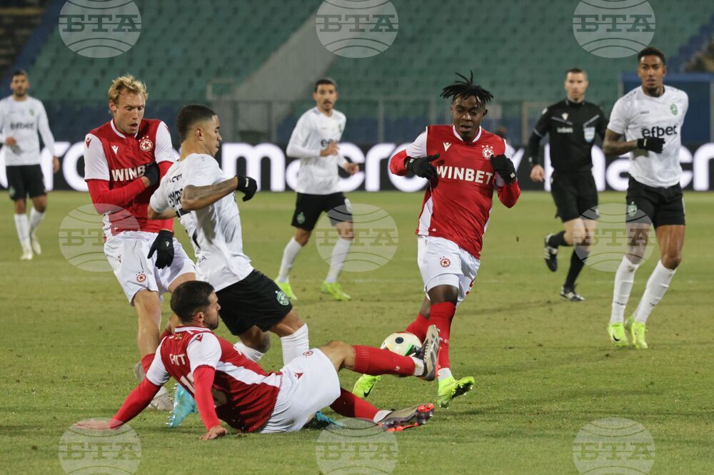 Матиас Фаетон вкара гол в добавеното време и ЦСКА-София спечели точка срещу Лудогорец в мач от 16-ия кръг на българското първенство по футбол