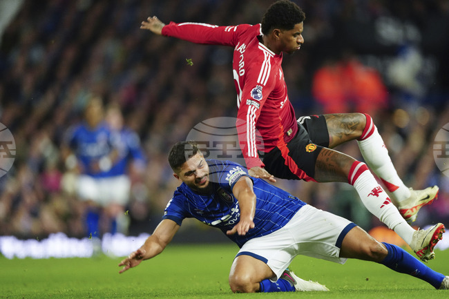 Манчестър Юнайтед започна с ранен гол и с равенство при новия мениджър Рубен Аморим