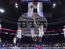 Clippers 76ers Basketball