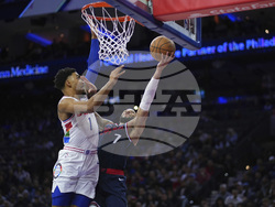 Clippers 76ers Basketball