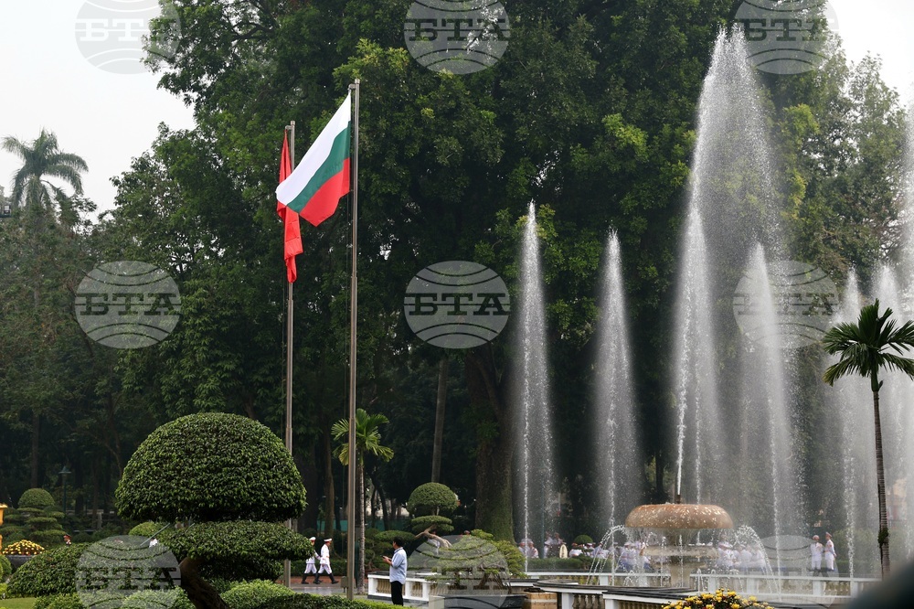 Виетнам - Румен Радев - Лъонг Къонг - официално посрещане