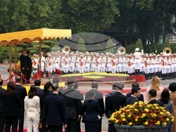 Виетнам - Румен Радев - Лъонг Къонг - официално посрещане