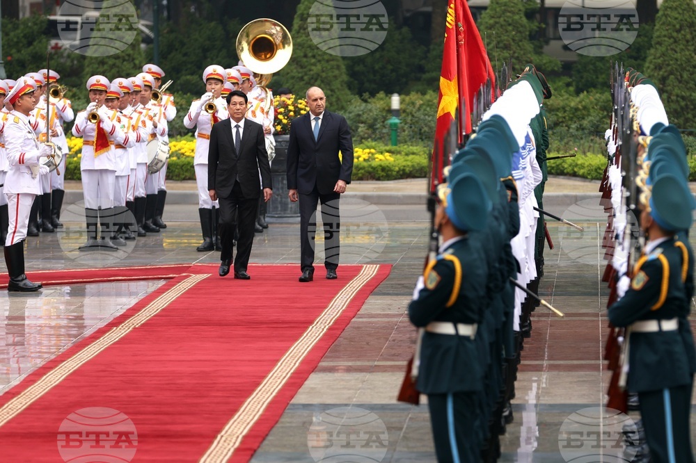 Виетнам - Румен Радев - Лъонг Къонг - официално посрещане