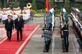 Виетнам - Румен Радев - Лъонг Къонг - официално посрещане