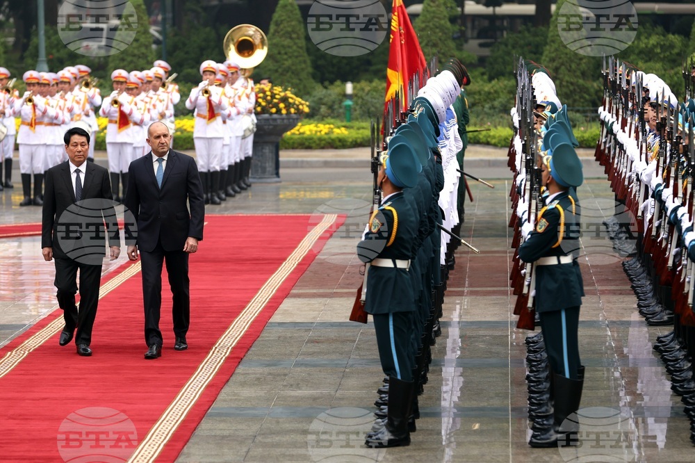 Виетнам - Румен Радев - Лъонг Къонг - официално посрещане