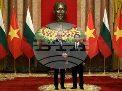 Виетнам - Румен Радев - Лъонг Къонг - официално посрещане