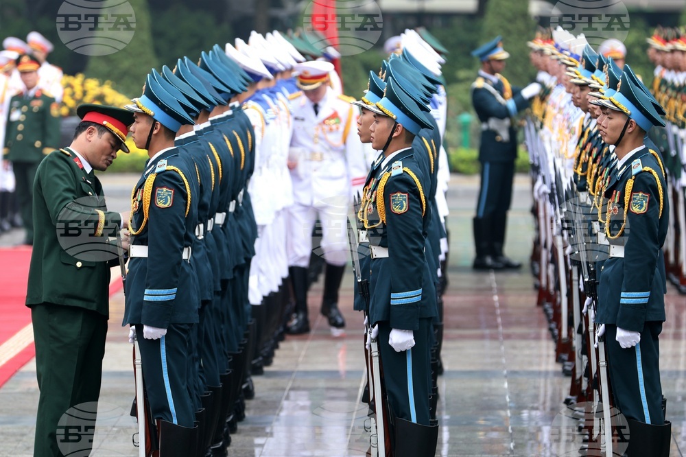 Виетнам - Румен Радев - Лъонг Къонг - официално посрещане