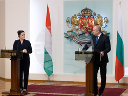 Снимка: Прессекретариат -  Подкрепата за младите семейства и насърчаването на раждаемостта като целенасочена държавна политика обсъдиха президентите Румен Радев и Каталин Новак в София 