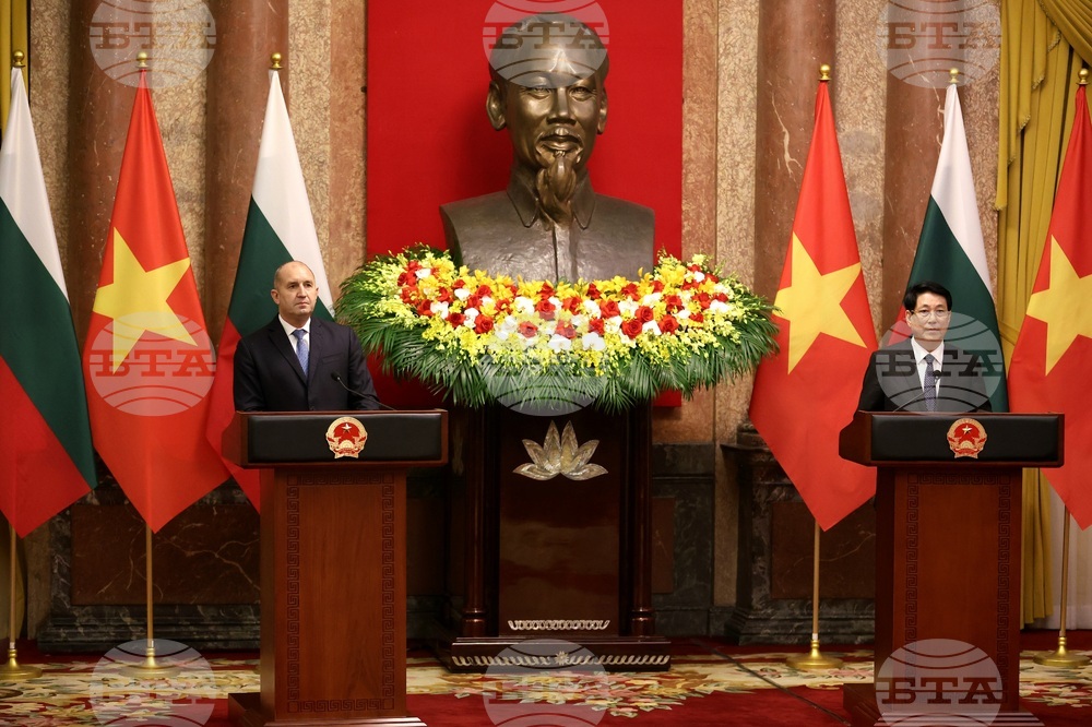 Виетнам - Румен Радев - изявления